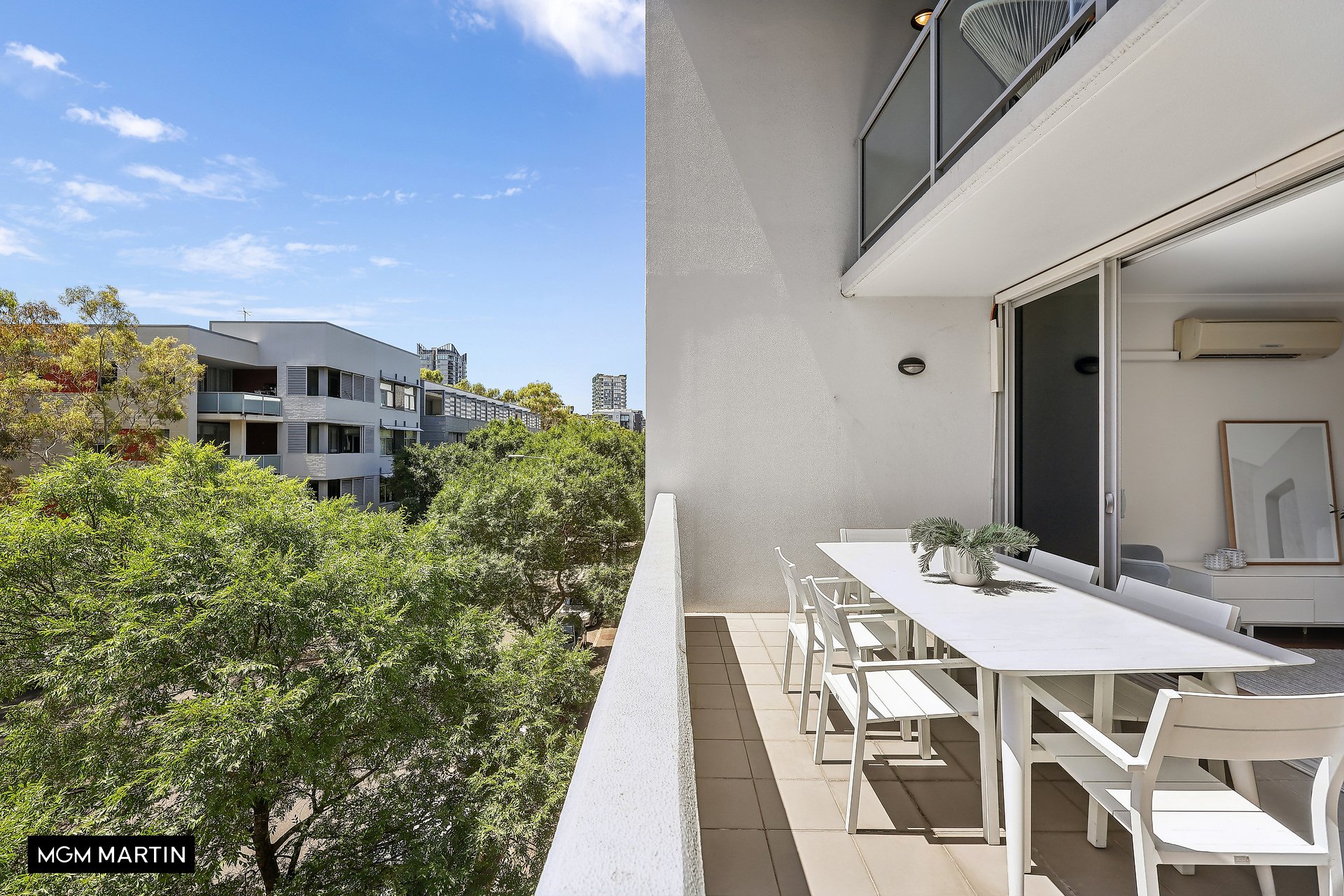 23/6B Grandstand Parade, Zetland For Sale by MGM Martin - image 1