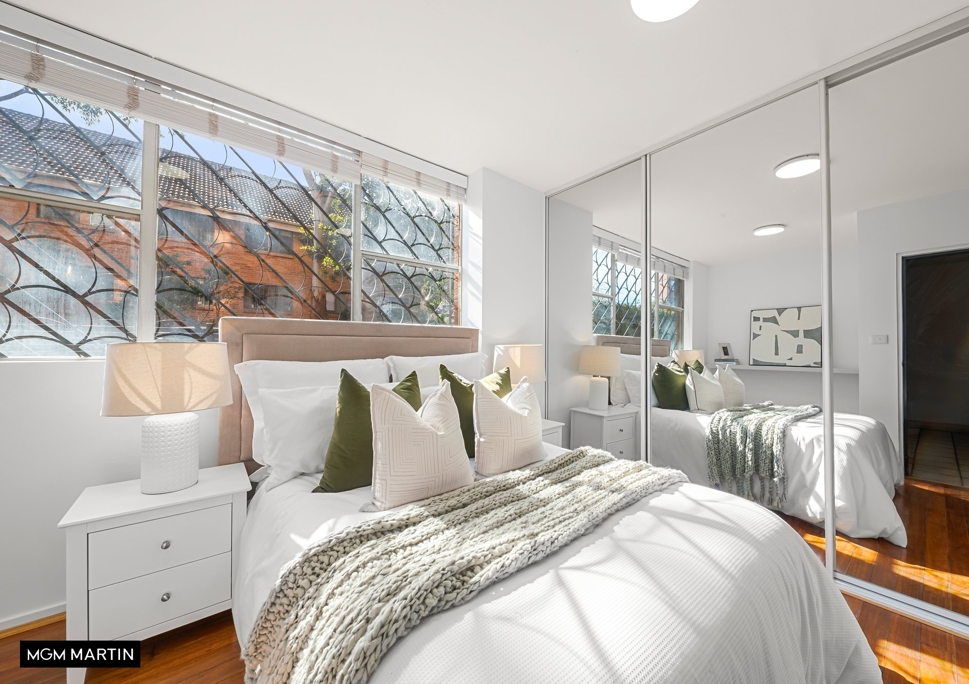 10/1-5 Cook Road, Centennial Park For Sale by MGM Martin - image 1