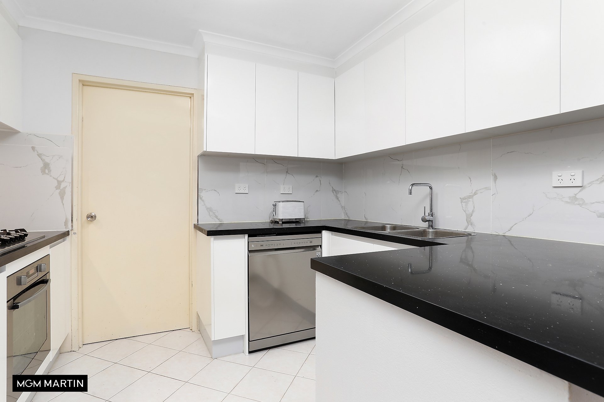 321/83 Dalmeny Avenue, Rosebery For Lease by MGM Martin - image 1