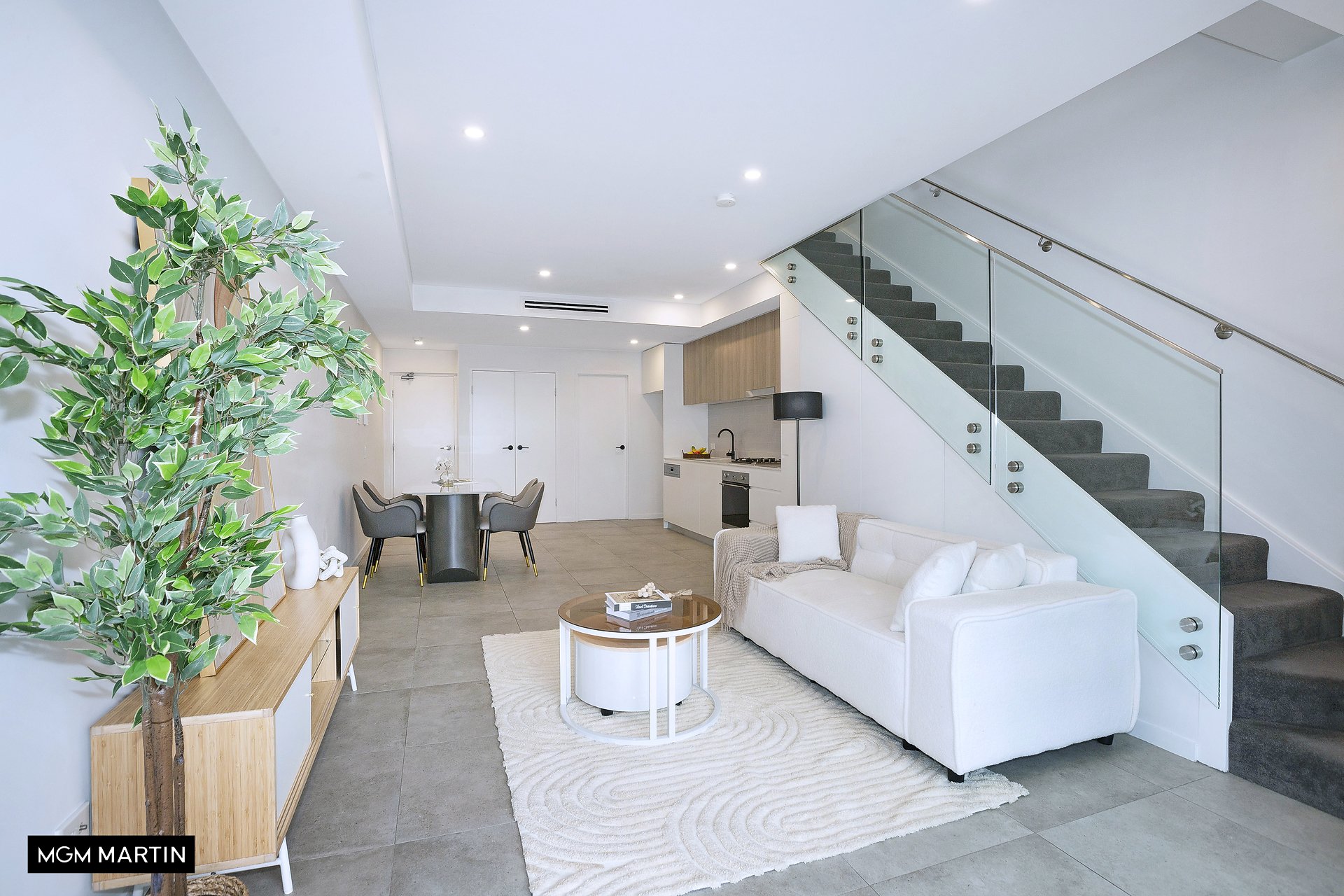 27/904 Botany Road, Mascot For Lease by MGM Martin - image 1