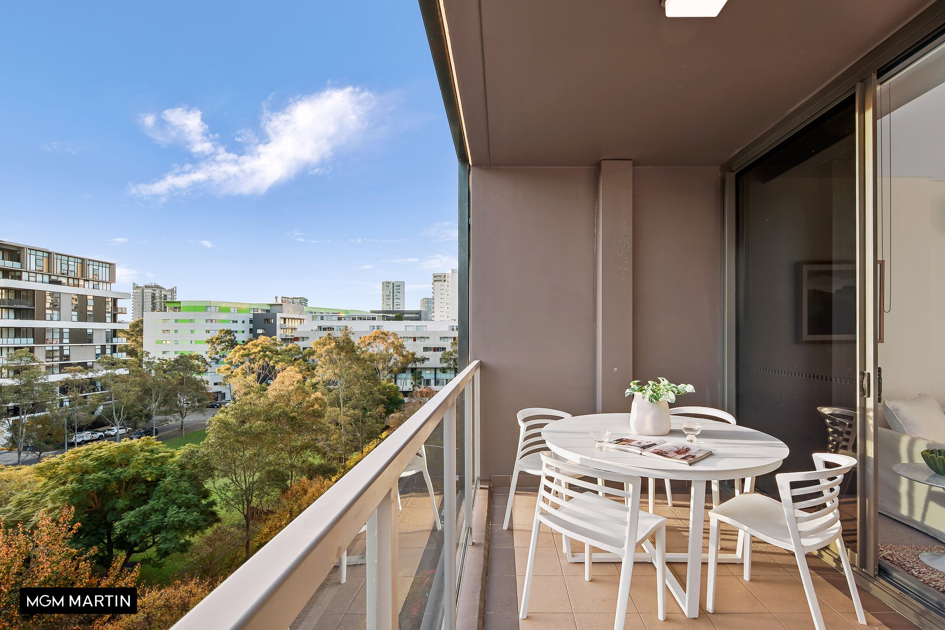 711/6 Ascot Avenue, Zetland For Sale by MGM Martin - image 1