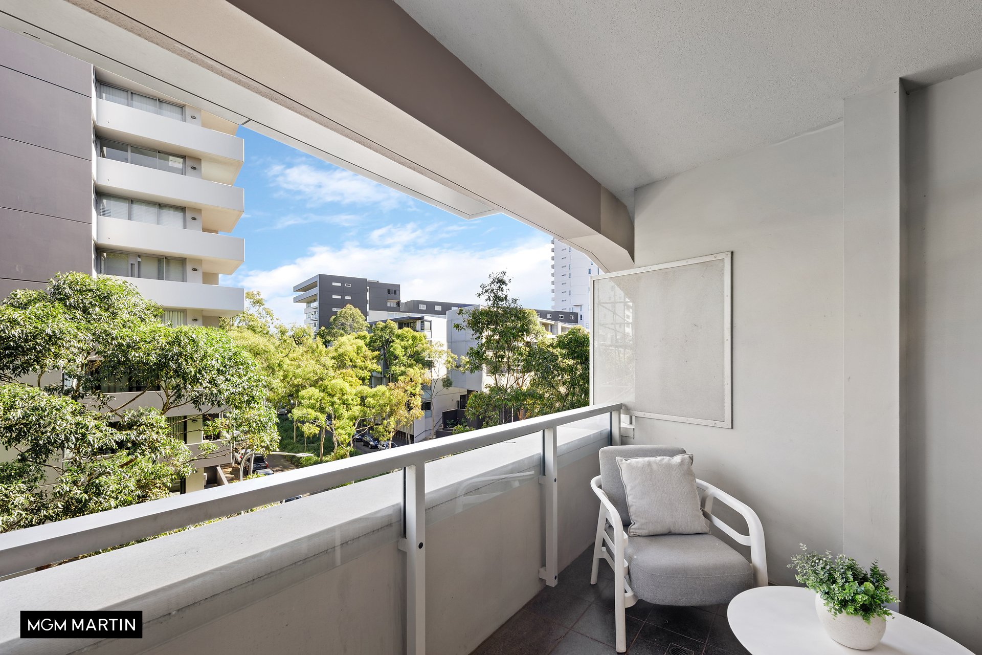 99/6B Defries Avenue, Zetland For Sale by MGM Martin - image 1