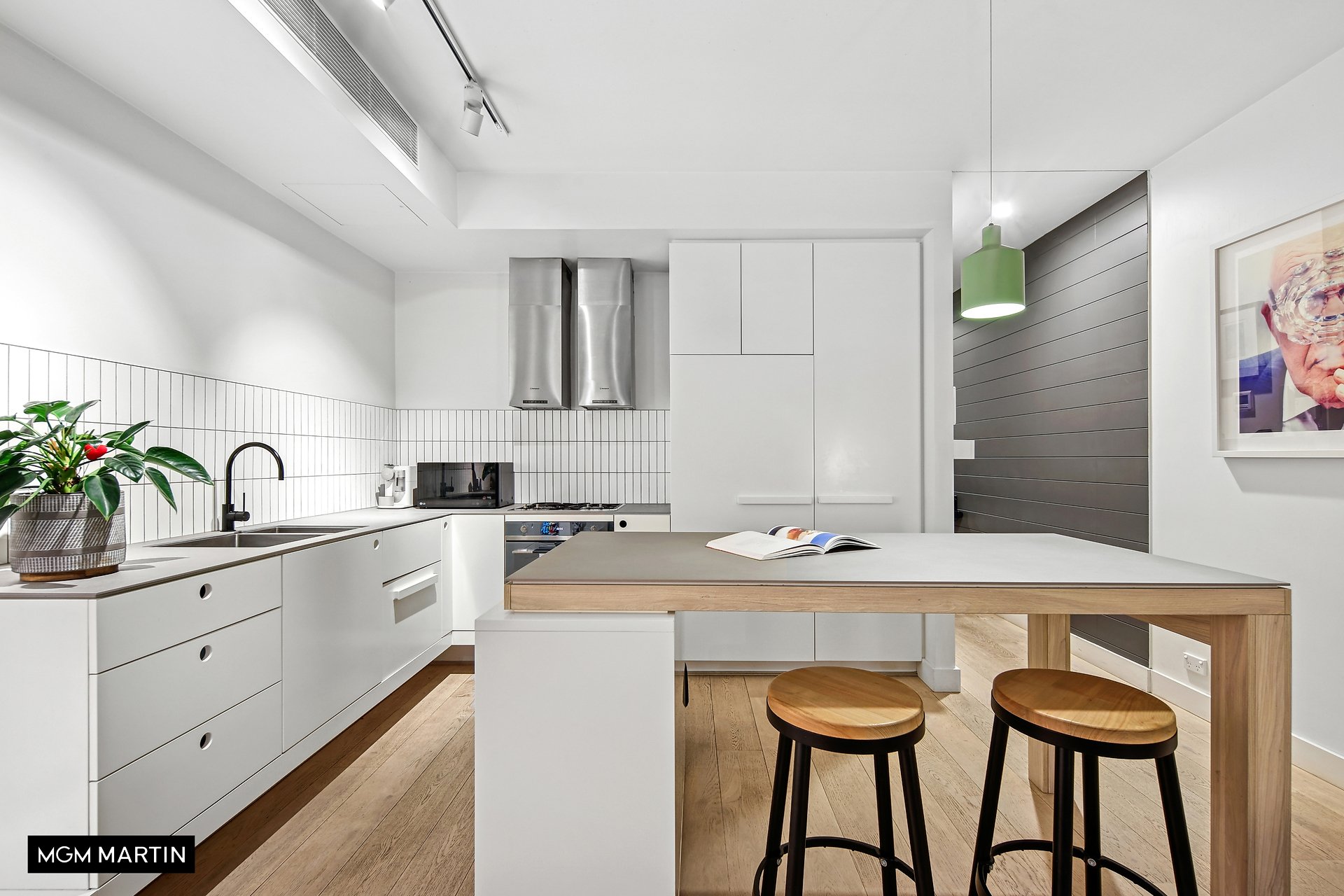 B213/810 Elizabeth Street, Waterloo For Sale by MGM Martin - image 1