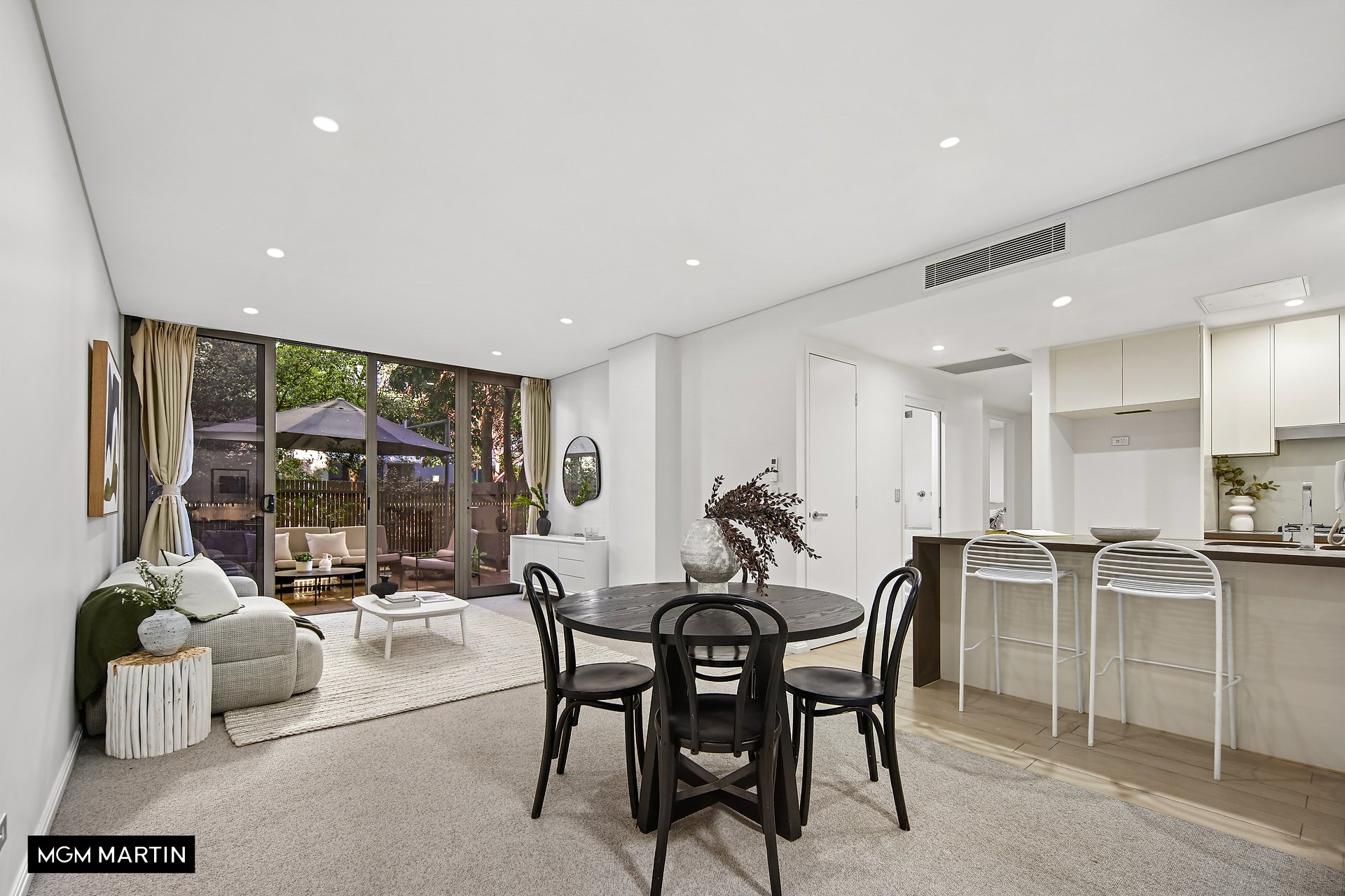 28/10 Grandstand Parade, Zetland For Sale by MGM Martin - image 1
