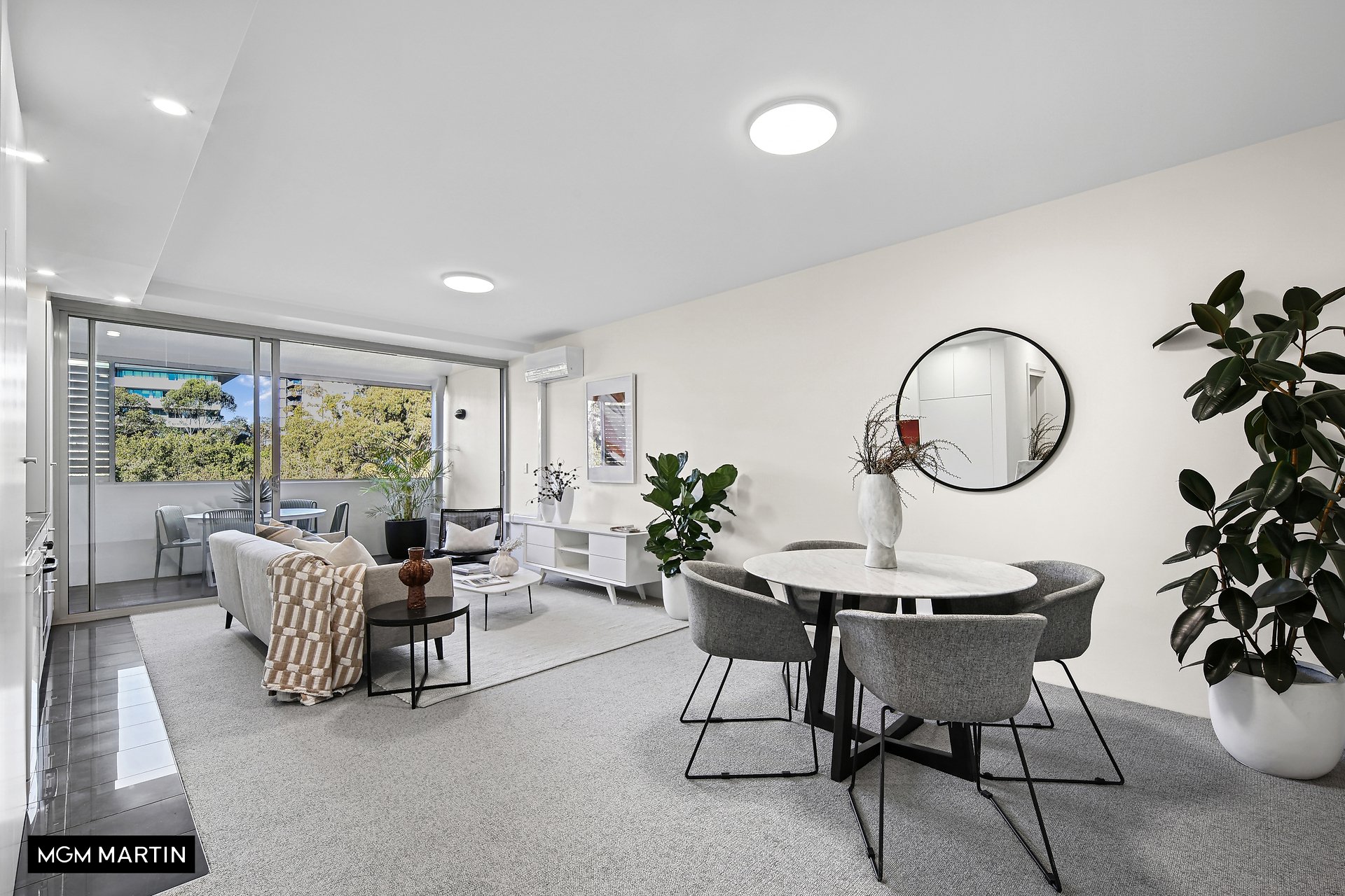 13/3 Victoria Park Parade, Zetland For Sale by MGM Martin - image 1