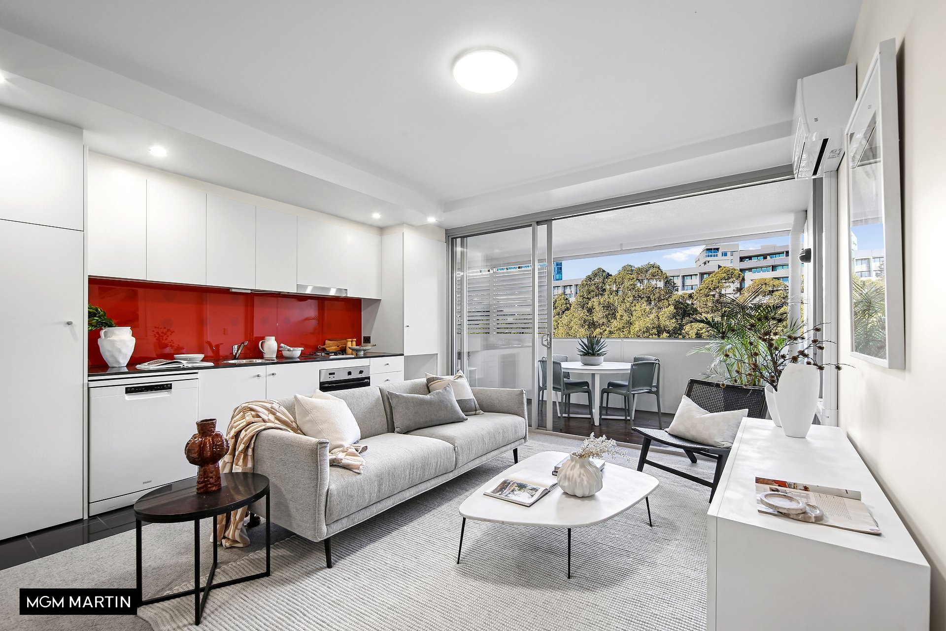 13/3 Victoria Park Parade, Zetland For Sale by MGM Martin - image 1